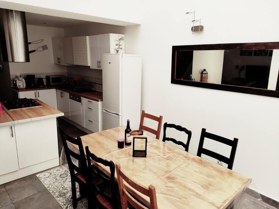 Superbe Maison Renovee Avec Agreable Jardin Sainte-Catherine  المظهر الخارجي الصورة